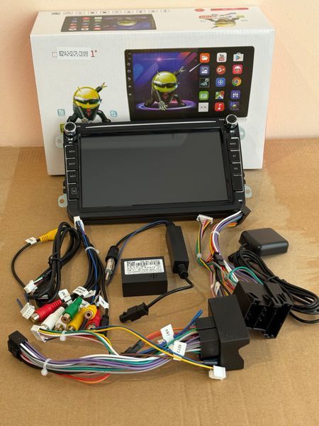 Автомагнитола штатная Android 2Din 8021А для Volkswagen, Skoda, Seat (8", 2/32GB, 4 ядра, CarPlay) 1000231 фото