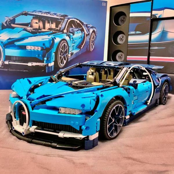 Конструктор Bugatti Chiron Technic 4031 деталей, спортивный автомобиль 1:8, аналог лего Technic для взрослых 1000226 фото